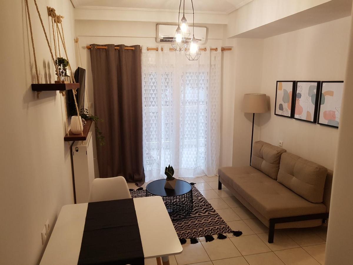 Stylish Central Apartment ลาริซา ภายนอก รูปภาพ
